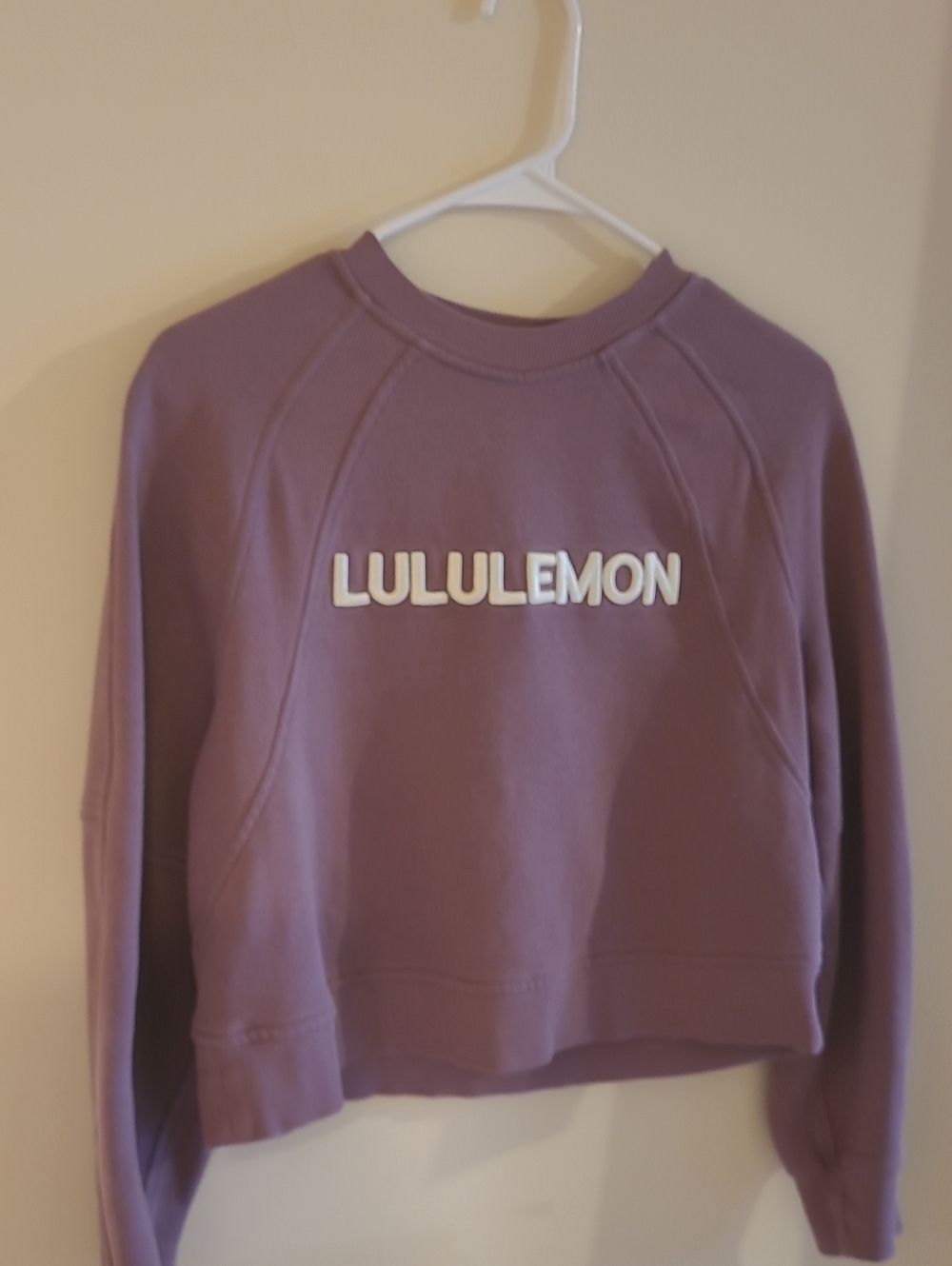 lululemon athletica Scuba Wordmark Cropped Crew Sweatshirt in Mauve Purple